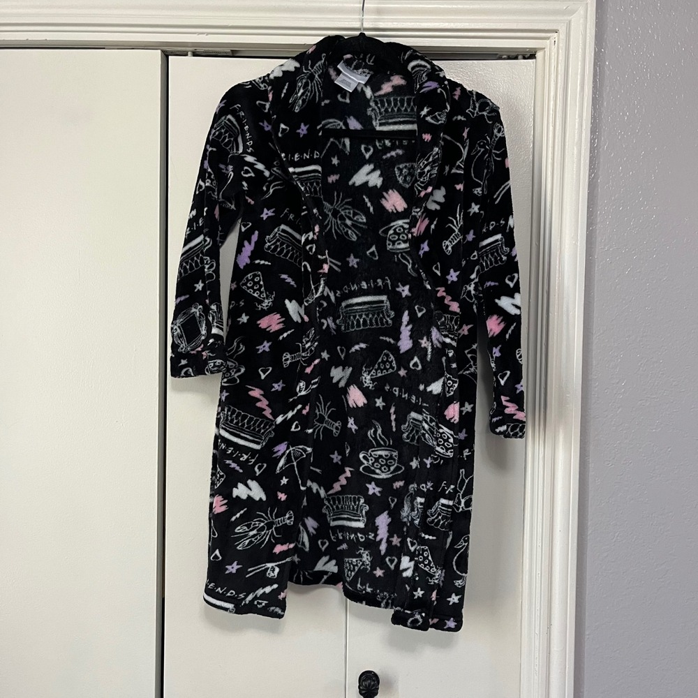 Kids Friends TV Show Fleece‎ Robe Black Pink Purple Icons Size L